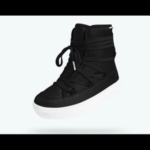 Native Chamonix Celestial Strider Boot New With Tags NWT